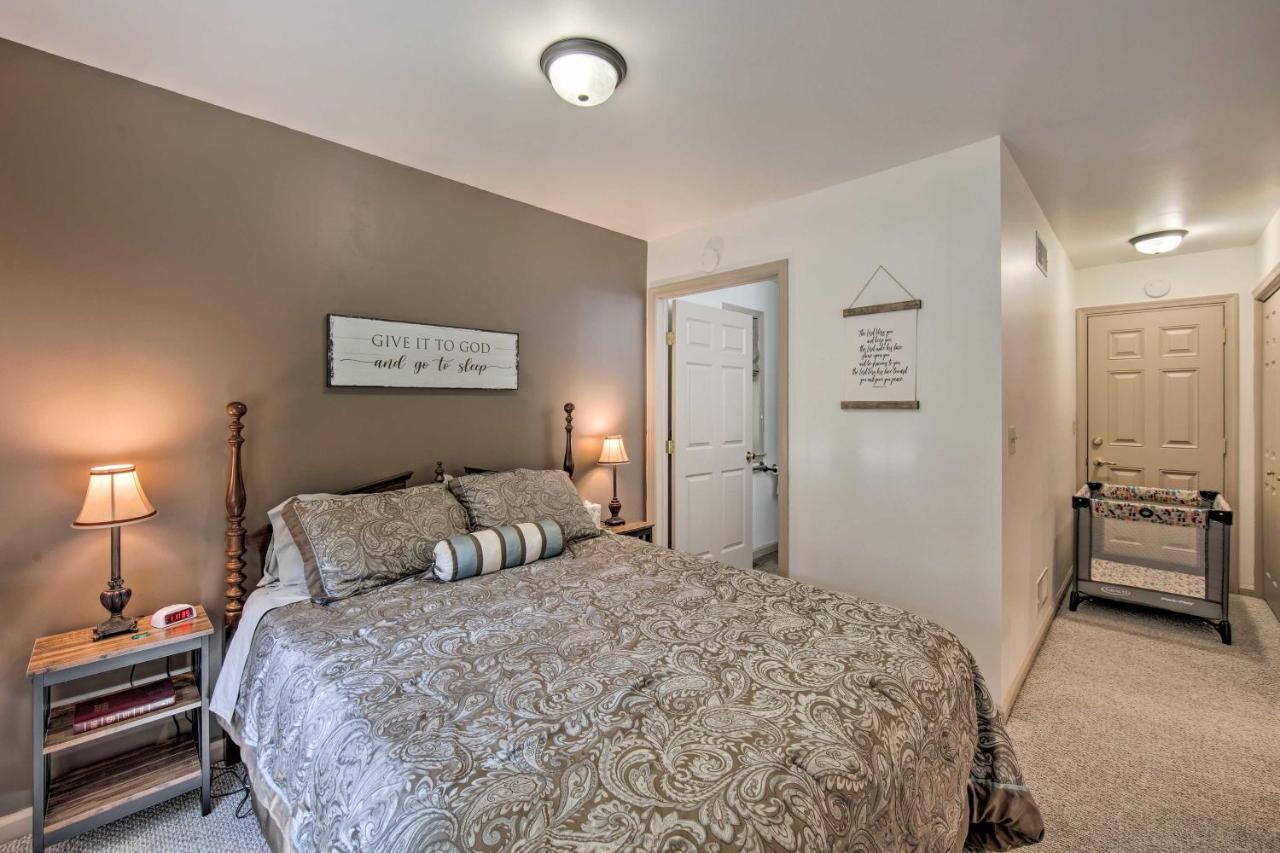 Cozy Garden Room In Welsh Mountain Suites! New Holland Esterno foto